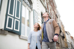 Un couple pense à l'achat immobilier en Belgique
